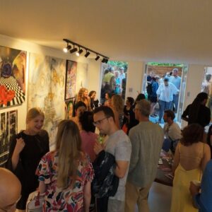 DesignCovery: painting at Holy Art Gallery exhibition - in Amsterdam